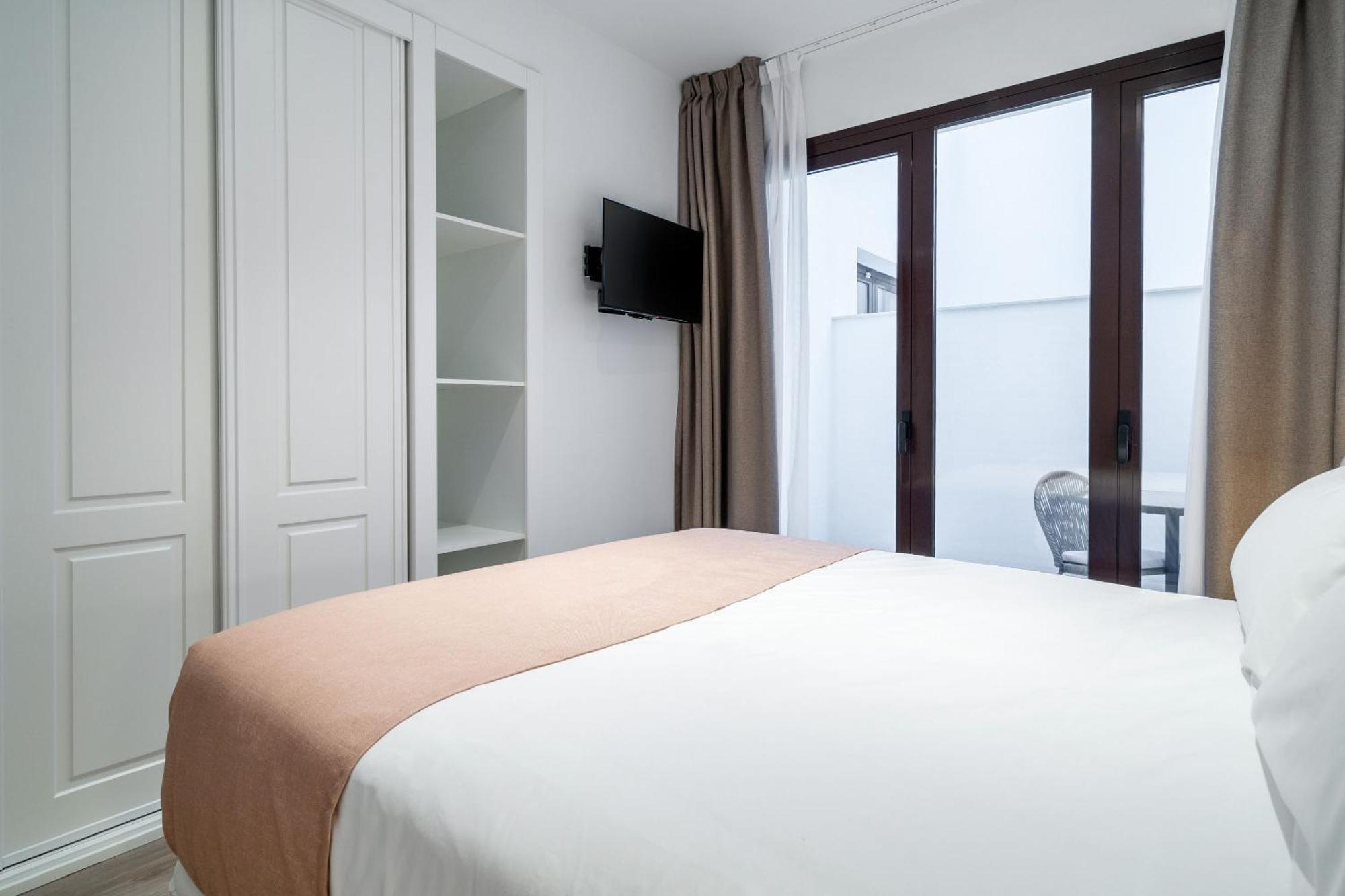 Limehome Malaga Calle Victoria Kamer foto