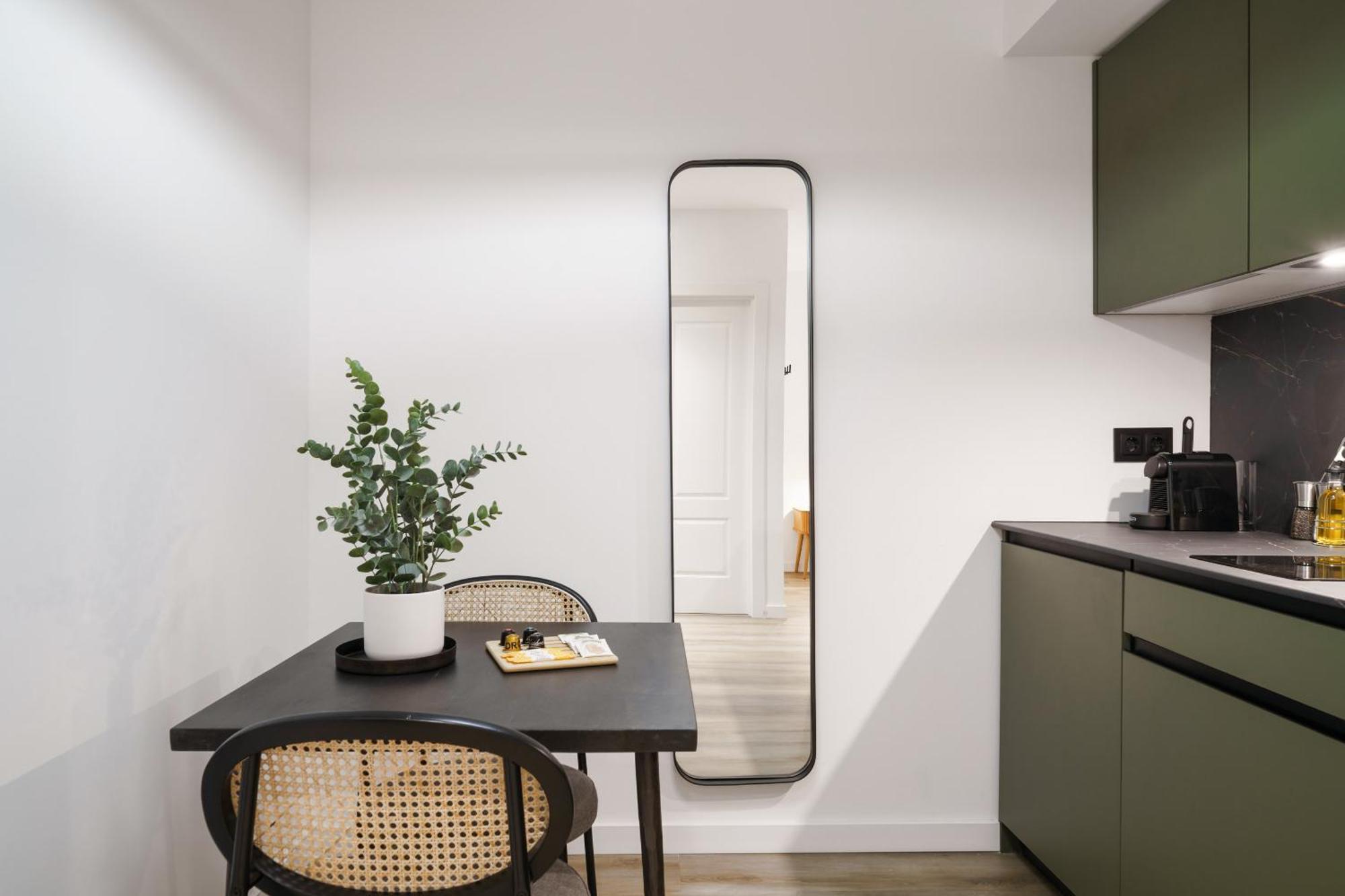 Limehome Malaga Calle Victoria Kamer foto